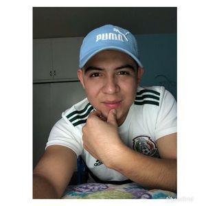 Meet your Posher, Misael